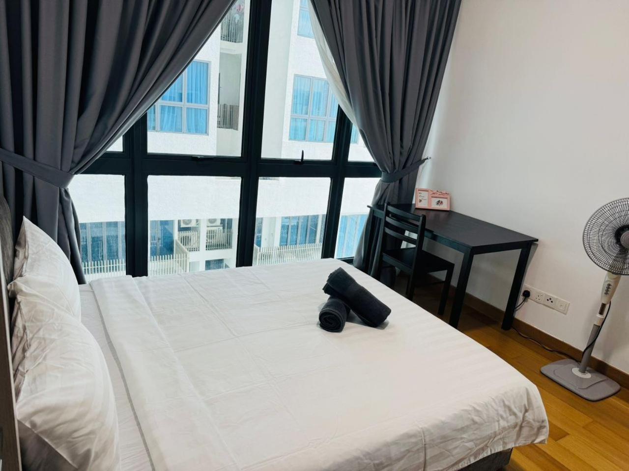 The Luxe Colony Klcc Apartment Куала Лумпур Екстериор снимка