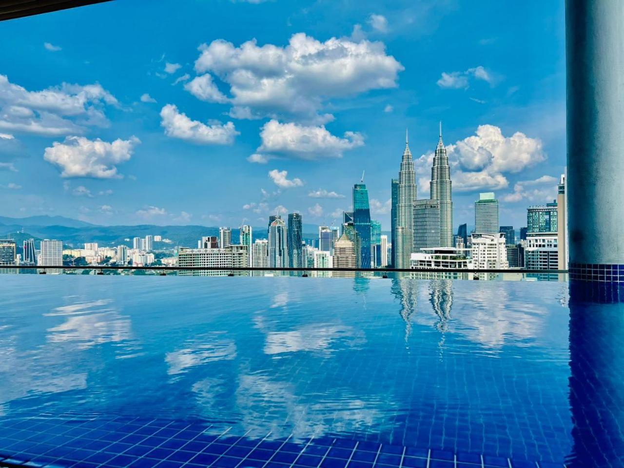 The Luxe Colony Klcc Apartment Куала Лумпур Екстериор снимка