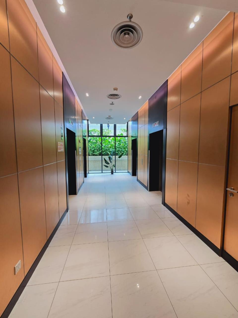 The Luxe Colony Klcc Apartment Куала Лумпур Екстериор снимка
