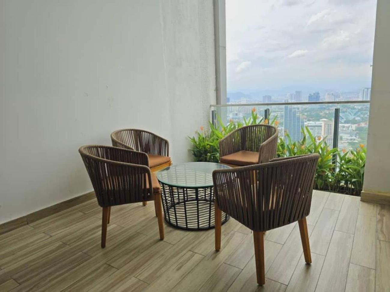 The Luxe Colony Klcc Apartment Куала Лумпур Екстериор снимка