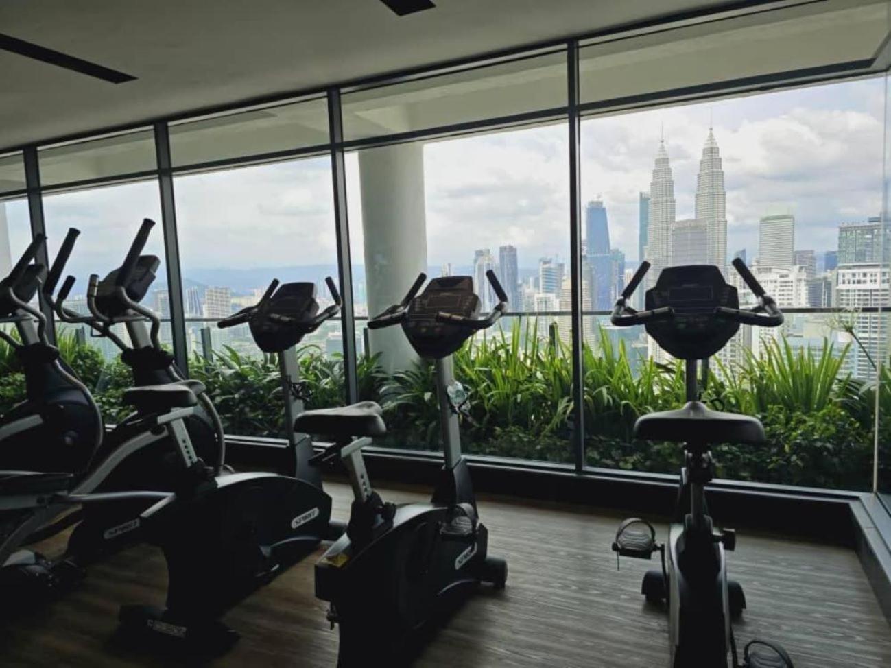 The Luxe Colony Klcc Apartment Куала Лумпур Екстериор снимка