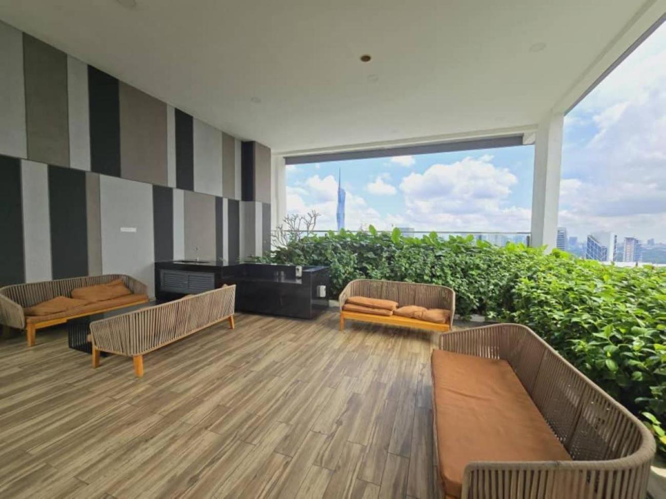 The Luxe Colony Klcc Apartment Куала Лумпур Екстериор снимка